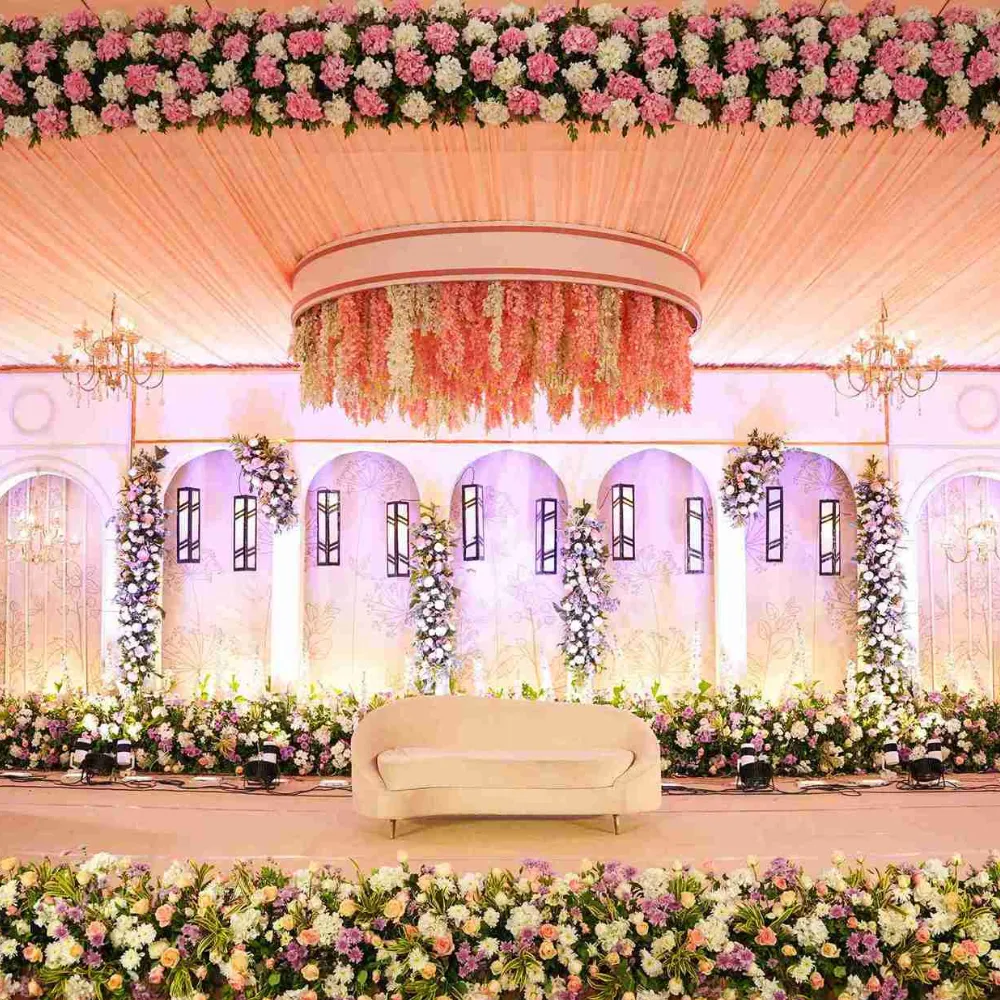 Royal Look Beautiful White Decoration - Image 4